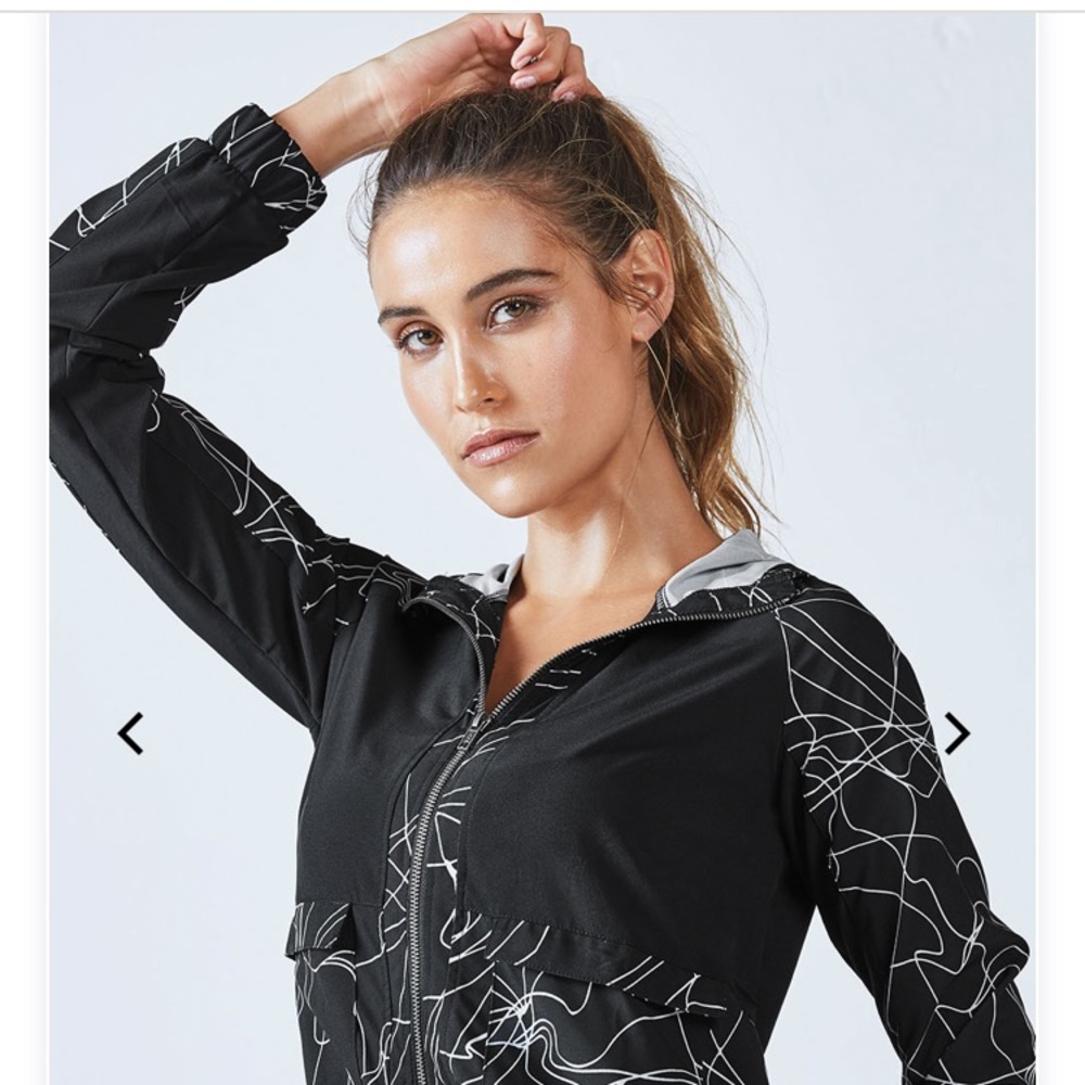 Fabletics Jaie Transitional Windbreaker. Hooded. - image 3